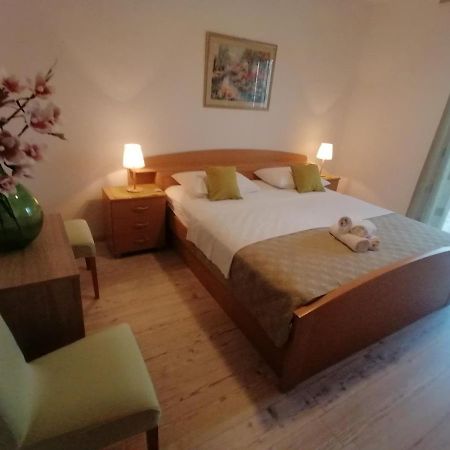 Apartmani Niki Hvar Hvar Town Exterior photo